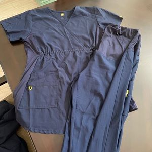 WonderWink Maternity Navy Scrubs (top & bottom) M